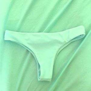 Cheeky bikini bottoms